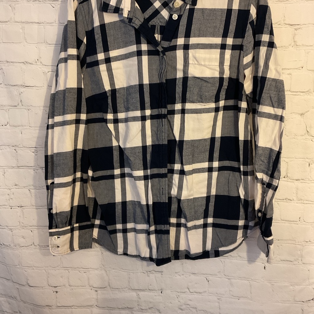 J. Crew Plaid Flannel shirt - Picture 3 of 6